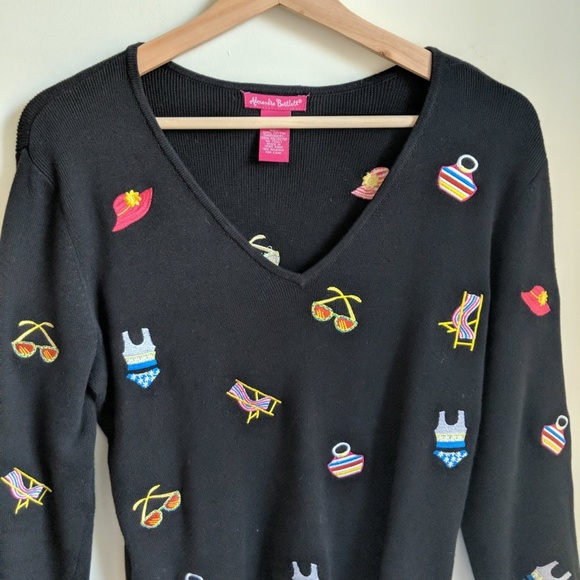 [Alexandra Bartlett] Embroidered Beach Sweater - Picture 3 of 7